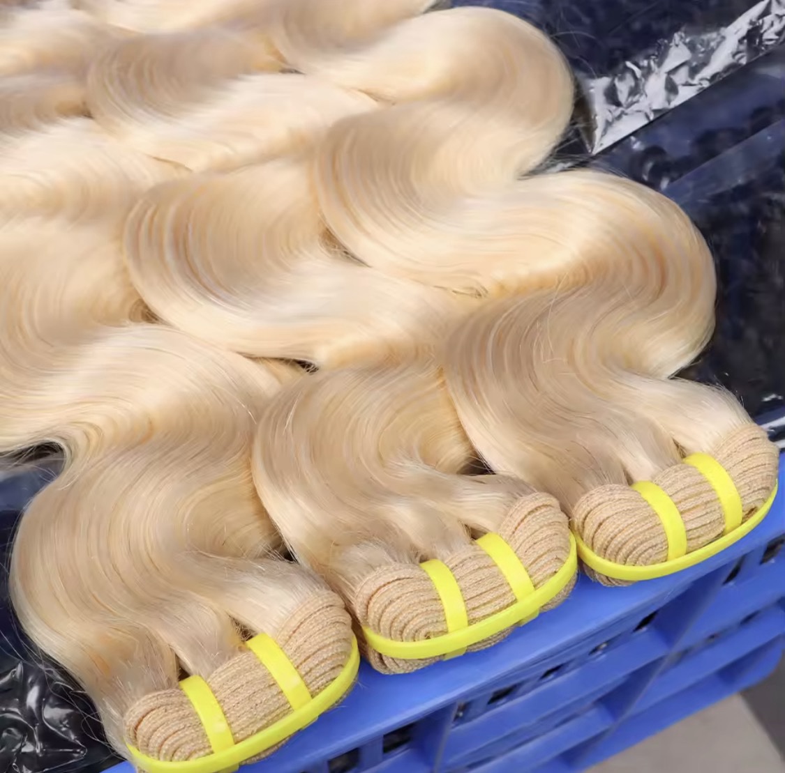 Extensiones de cabello humano vietnamita,100% crudo ondulado de color rubio 613, extensiones de cabello tejido de 20-30 pulgadas para mujeres, 3 paquetes . - Imagen 3